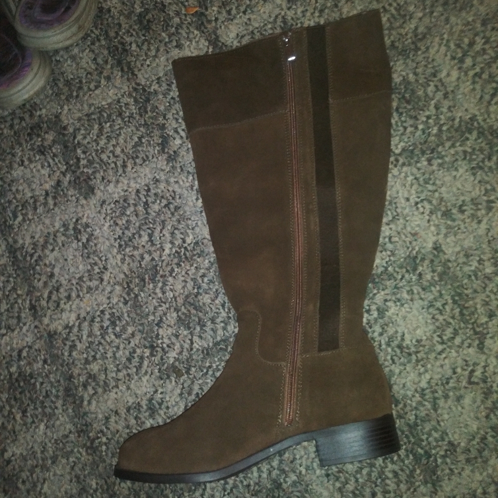 NWT Torrid Boots